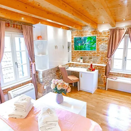 Panzió New Lux Merissima Split