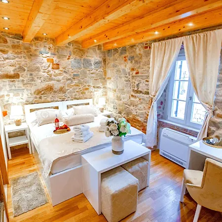 Panzió New Lux Merissima 4*