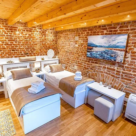 New Lux Merissima Split