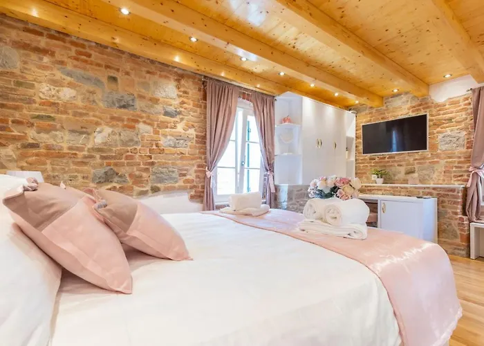 Panzió New Lux Merissima 4*