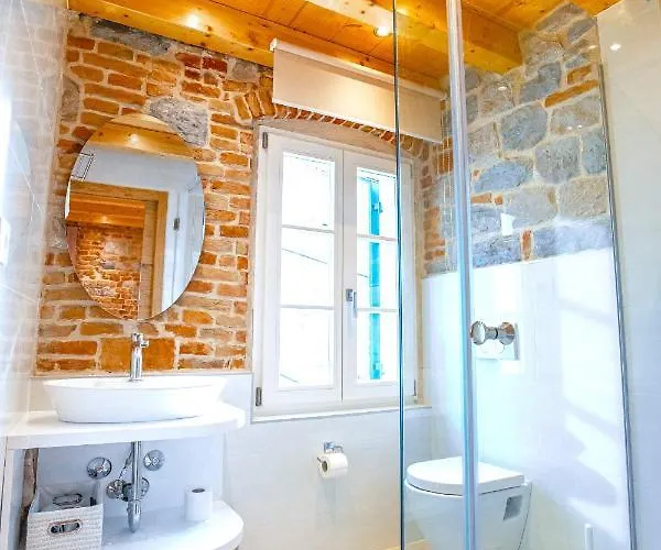 New Lux Merissima Split